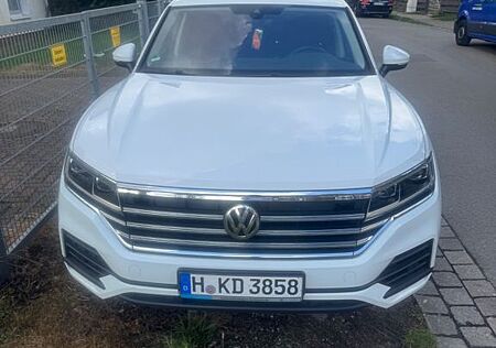 VW Touareg Volkswagen 3.0 V6 TDI 210kW 4MOTION Tiptronic -