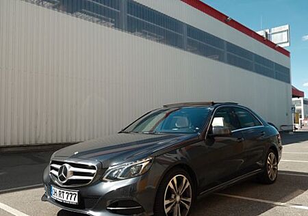 Mercedes-Benz E 350 E350 4 Matic | Exclusive | Designo | Distronic