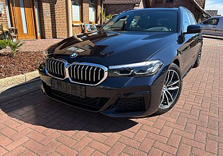 BMW 530d Touring M Sport Paket, LED, HeadUp, App