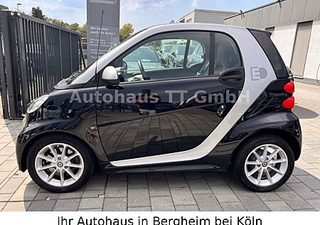 Smart ForTwo coupe electric drive /PANO/KLIMA/SHZ/TOP