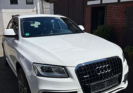 Audi Q5 2.0 TDI 140kW S tronic quattro -