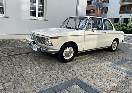 BMW 2002