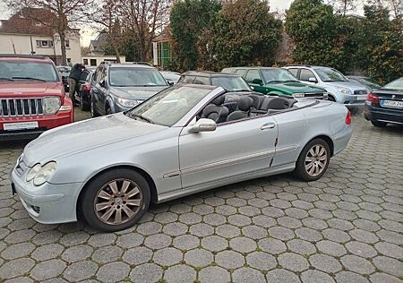 Mercedes-Benz CLK 280 Elegance V6 Cabrio Automatik Navi Leder