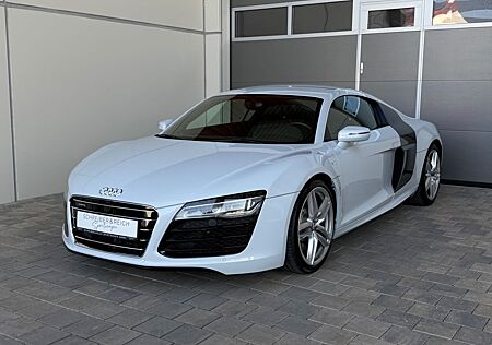 Audi R8 V10 5.2 FSI quattro - manual gearbox - B&O