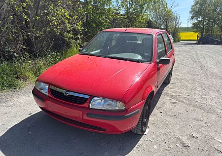 Mazda 121