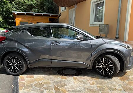 Toyota C-HR 1.8-l-VVTi Hybrid Team Deutschland Team...