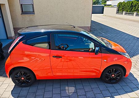 Toyota Aygo (X) Aygo (X) 1,0-l-VVT-i x-cite x-cite