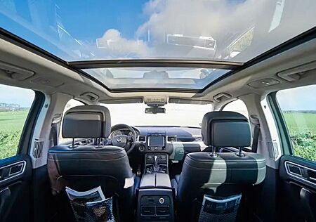 VW Touareg Volkswagen 3.0 V6 TDI SCR Tiptronic *Pano*AHK*STDHZ