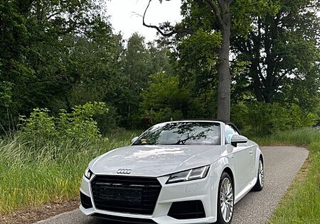 Audi TT Roadster 1.8 TFSI S tronic -