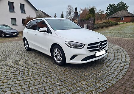 Mercedes-Benz B 180 d - Style Digitaltacho - Navi etc...