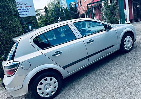 Opel Astra AstraH Lim110 Jahre1.4L/119Tkm/Tüv8-26/Klim/AHK