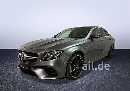 Mercedes-Benz E 63 AMG S 4Matic Carbon LED Keramik Navi LM