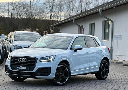 Audi Q2 QUATTRO 3x S-Line AMBIENTE NAVI PDC BLTH SHZ
