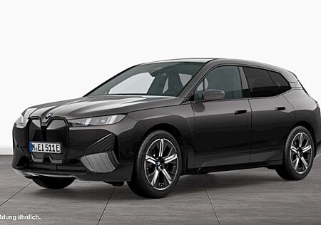 BMW iX xDrive45