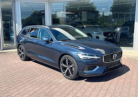 Volvo V60 T8 AWD Recharge Ultimate Bright Auto