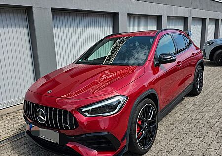 Mercedes-Benz GLA 45 AMG Mercedes-AMG GLA 45 S 4MATIC+ DCT...