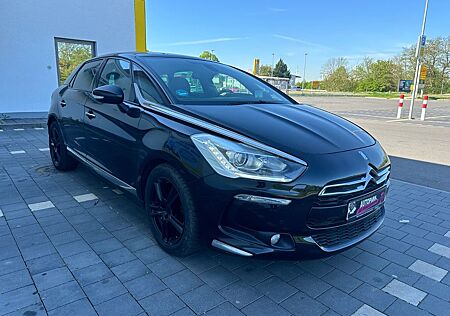 Citroën DS5 SoChic** Imkundenauftrag** 115 TKM