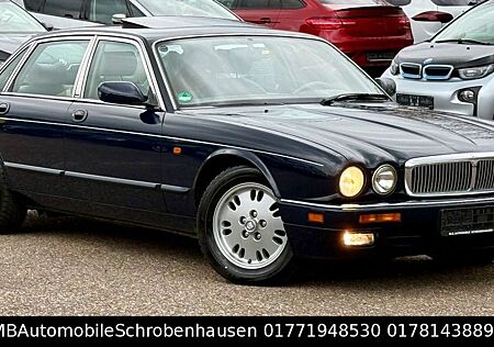 Jaguar XJ40