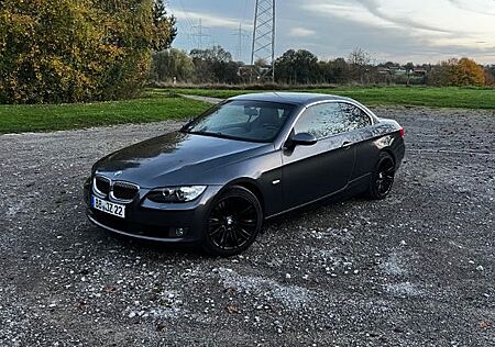 BMW 330i Cabrio