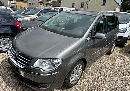 VW Touran Volkswagen Highline*TUV NEU*1HAND*STEUERKETTE NEU*