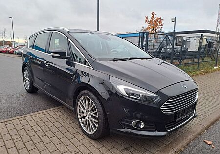 Ford S-Max Titanium/Navi/Xenon/Teilleder/Kamera/Autom