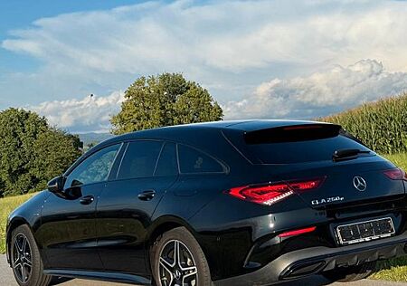Mercedes-Benz CLA 250 Shooting Brake CLA 250 e 2020 Edition
