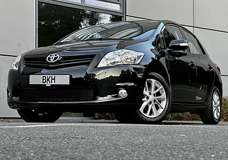 Toyota Auris Life Klima Alu PDC Multi ZV 88.000 KM