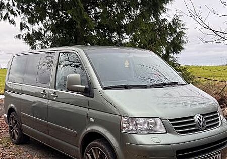 VW T5 Multivan Volkswagen 2.5 Schiebedach, Standheizung etc