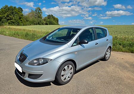 Seat Toledo 1.6 Reference  AHK