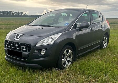 Peugeot 3008 Premium Panorama Tempo AHK NEU Zylinderkopf