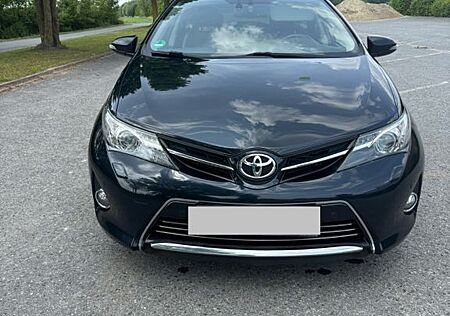 Toyota Auris Touring Sports Touring Sports 2,0-l-D-...
