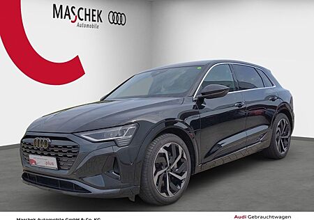 Audi Q8 e-tron Advanced quattro Matrix Lenkradh. Rear