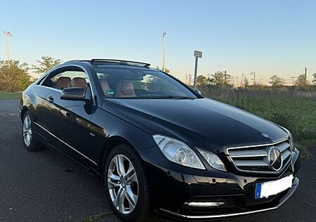 Mercedes-Benz E 350 cdi Coupé c207