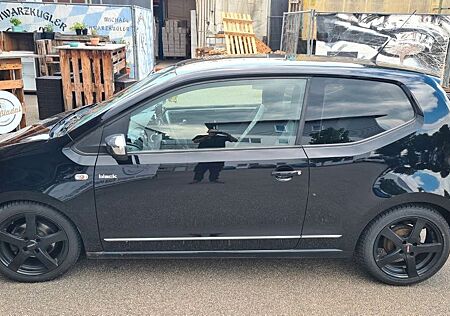 VW Up Volkswagen ! 1.0 55kW high ! Black