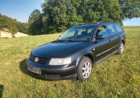 VW Passat Variant Volkswagen 1.9TDI 85kW Edition Variant E...