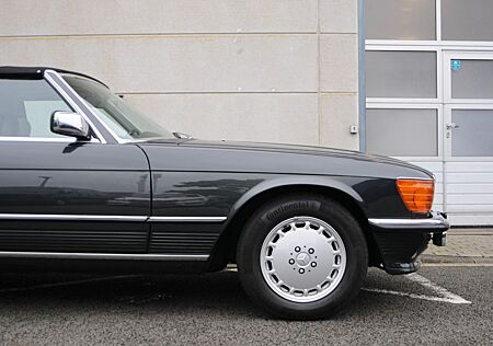 Mercedes-Benz 500 gebraucht kaufen Mercedes-Benz 500 SL / 1. Hand / nur 38tkm / Deutsches Fzg.