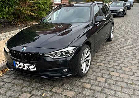 BMW 320d Touring Advantage Automatic Adva...