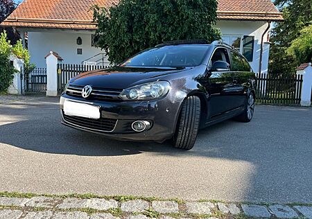 VW Golf Volkswagen 2.0 TDI DSG Exclusive Variant Exclusive