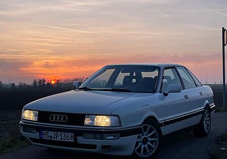 Audi 90