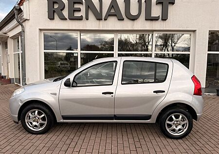 Dacia Sandero *Tüv Neu*ALU*CD*