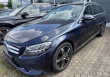 Mercedes-Benz C 300 d T "SITZHEIZUNG"
