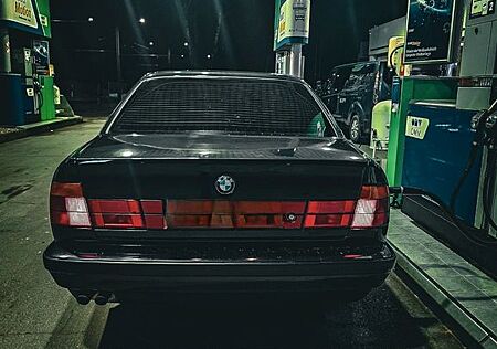 BMW 525i