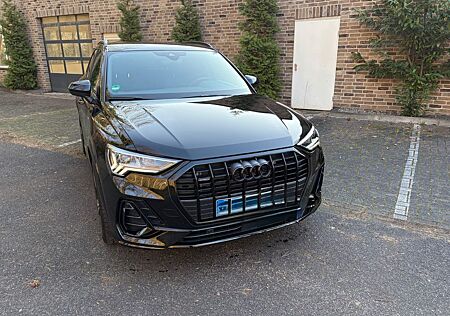 Audi Q3 40 TFSI quattro S line*Matrix*SONOS*20Zoll*