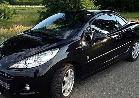 Peugeot 207 CC Roland Garros 155 THP Roland Garros