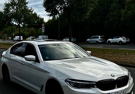 BMW 530d Vollausstattung TÜV 2026 Checkheft nur