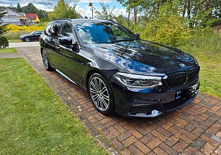 BMW 540d xDrive Touring A -