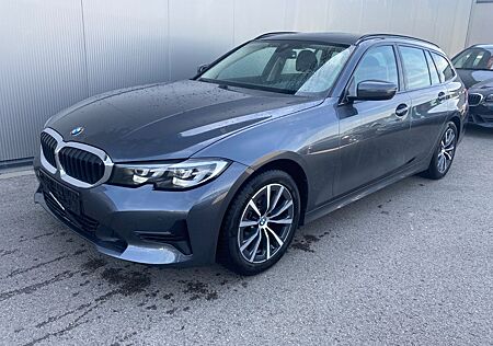 BMW 320i *NAVI*PDC*LED*SITZHEIZUNG***