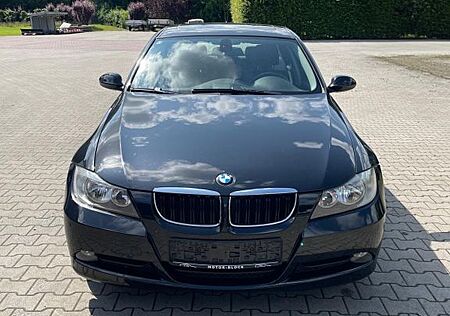 BMW 318d -
