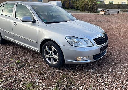 Skoda Octavia TSI - HU/AU neu - 8-fach bereift