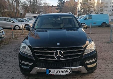 Mercedes-Benz ML 250 BlueTEC 4MATIC -